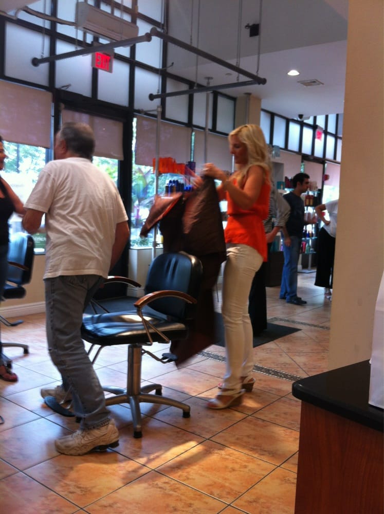 SORELL SALON Updated August 2024 1524 Old Northern Blvd, Roslyn
