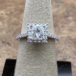 Frederick Jewelers - Engagement ring