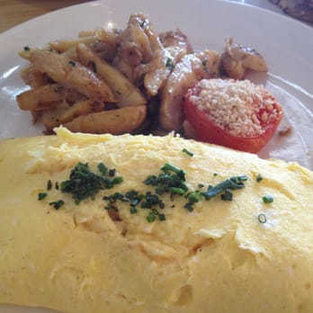Early Bird - The HM omelette - New American Near Me - Fullerton, California