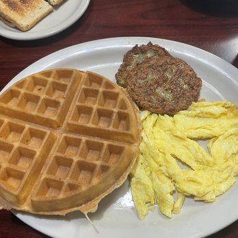 Kristina's Cafe - American Near Me - Saint Petersburg, Florida Kristina's Cafe - American Near Me - Saint Petersburg, Florida