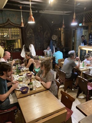 Aux Anysetiers du Roy by null