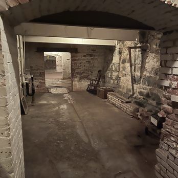 Beneath the Streets - One of the longer tunnels. - Historical Tours Near Me - Seattle, Washington Beneath the Streets - One of the longer tunnels. - Historical Tours Near Me - Seattle, Washington