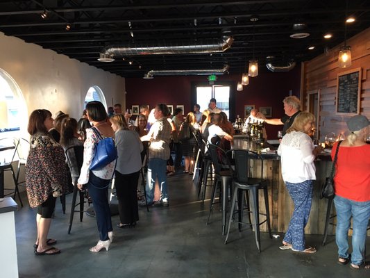 Hoi Polloi Winery by null