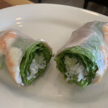 Pho Ocean - Summer rolls (appetizer has two; dining partner grabbed his quickly) - Vietnamese Near Me - Pompano Beach, Florida