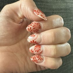 Gem Nails And Spa - Nails