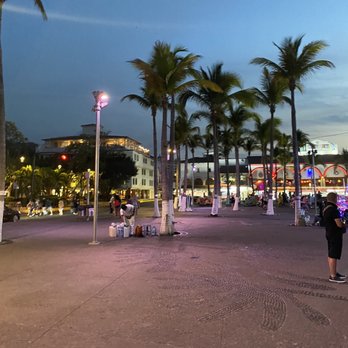 Casa Tradicional - Seafood Near Me - Puerto Vallarta, JAL