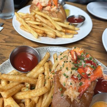 Hook & Anchor - Seafood Near Me - Costa Mesa, California Hook & Anchor - Seafood Near Me - Costa Mesa, California
