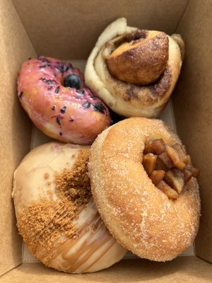 Cloudy Donut Co. by null