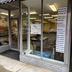 Live Life Healthy The Herbal Way - Outside Pics Of The Store