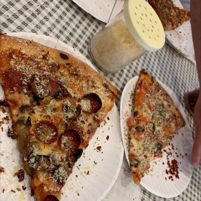 Palace Pizza by null