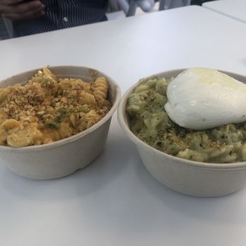 Murray's Mac & Cheese - Buffalo / Pesto Mac - Sandwiches Near Me - New York, New York