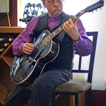 Keith Watling Jazz Guitar - Performance at Water to Wine - Musical Instruments & Teachers Near Me Keith Watling Jazz Guitar - Performance at Water to Wine - Musical Instruments & Teachers Near Me
