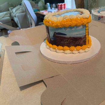 Sweet Escape Cake Company - Cupcakes Near Me - Indianapolis, Indiana