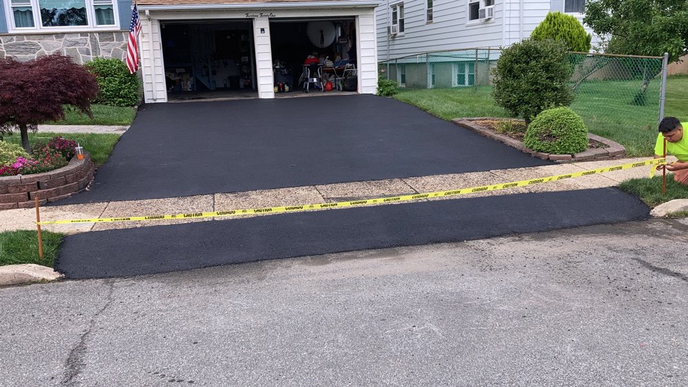 Slide of M&D Roofing and Masonry