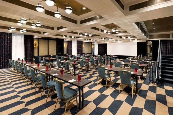 The Candler Hotel Atlanta, Curio Collection by Hilton by null