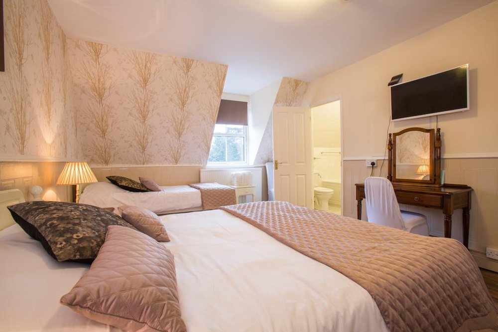 THE MANOR AT BICKLEY 14 Photos Wood Road, Bromley, London