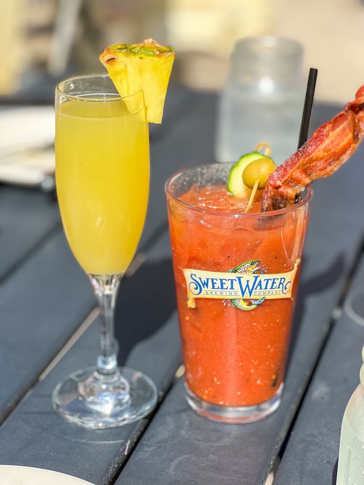 913 Whiskey Bar & Southern Kitchen