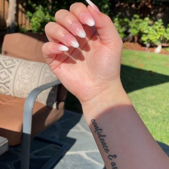 Lavender Nails & Spa - Nail Salons Near Me - Napa, California