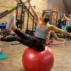 Aluna Fitness - Oakland personal trainer, Ashley