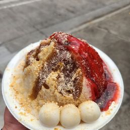 Strawberry and yuzu syrup w mochi, brown sugar (kuromitsu syrup), and ice cream