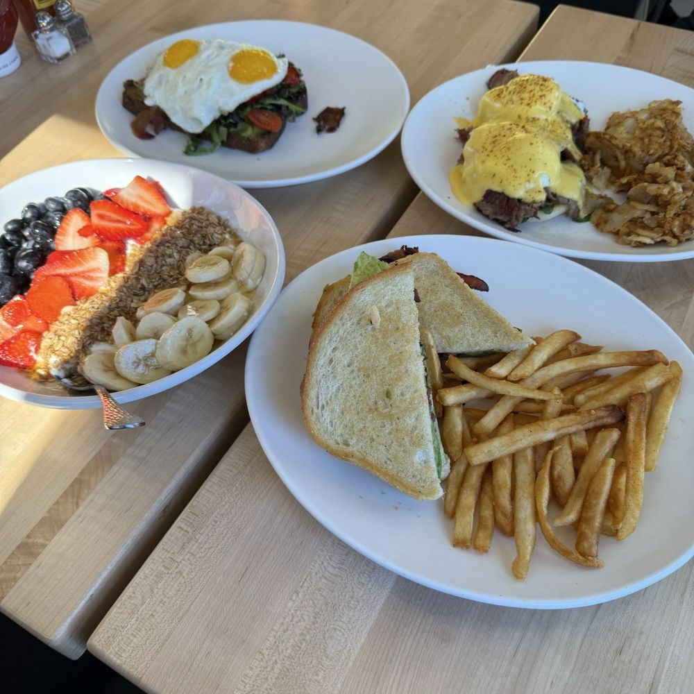 Sunshine Breakfast Bar - Breakfast Bowl Parfait, Greek Avocado Toast, Avocado BLT Sandwich, & Egg Benedict - Breakfast & Brunch Near Me - Tempe, Arizona Sunshine Breakfast Bar - Breakfast Bowl Parfait, Greek Avocado Toast, Avocado BLT Sandwich, & Egg Benedict - Breakfast & Brunch Near Me - Tempe, Arizona