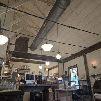 Fellows Cafe - Inside - Breakfast & Brunch Near Me - Roswell, Georgia Fellows Cafe - Inside - Breakfast & Brunch Near Me - Roswell, Georgia
