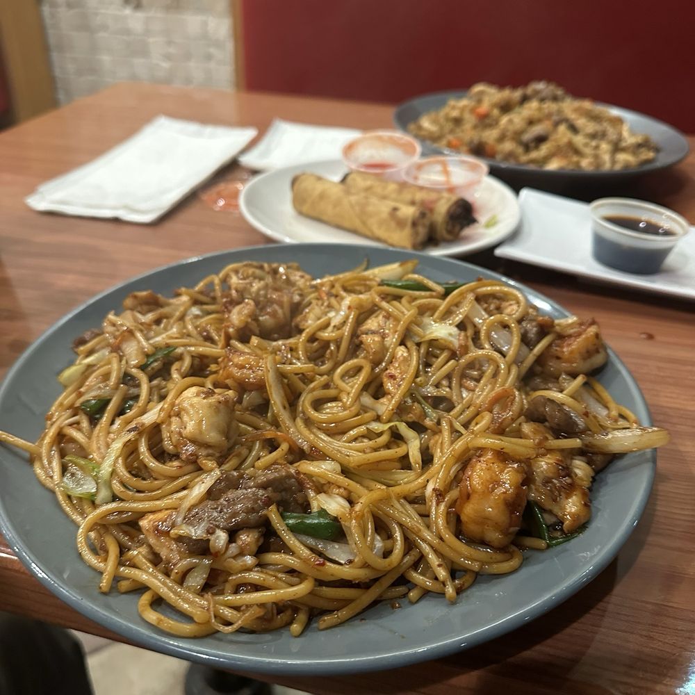 Kimchi grilled noodles