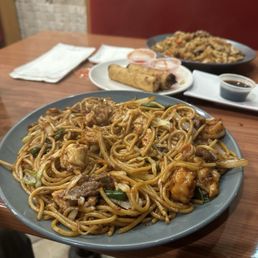 Kimchi grilled noodles