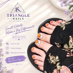 Triangle Nails