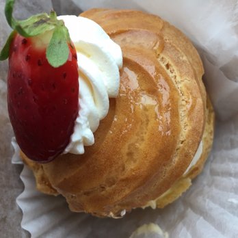 Flowers Bakery Cafe - Paris Brest - Bakeries Near Me - Silver Spring, Maryland