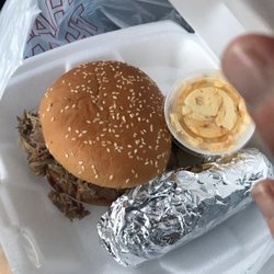 The Pig Bar-B-Q - Yummy