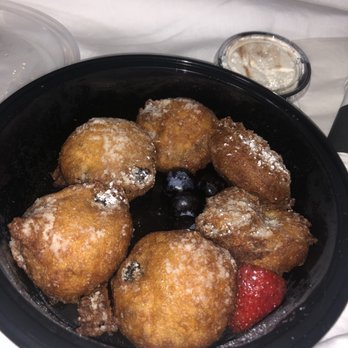 The Trestle - Fried Oreos - Cocktail Bars Near Me - Astoria, New York The Trestle - Fried Oreos - Cocktail Bars Near Me - Astoria, New York