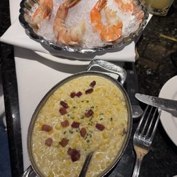 Prawns and creamed corn with bacon Prawns and creamed corn with bacon