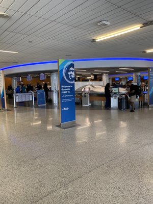 Alaska Airlines - LAX by null