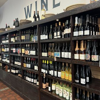 Sonoma Cheese Factory - Cheese Shops Near Me - Sonoma, California