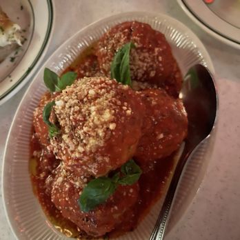 Quarter Sheets - Meatballs generous serving - Pizza Near Me - Los Angeles, California Quarter Sheets - Meatballs generous serving - Pizza Near Me - Los Angeles, California