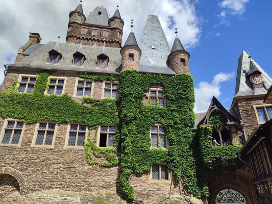 Cochem Castle by null
