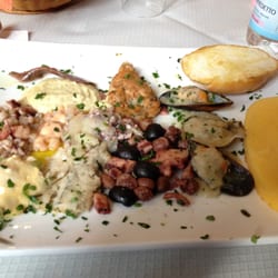 Osteria di Mare Aalla Voliga - "Little of Everything" Fresh Seafood Lunch Platter