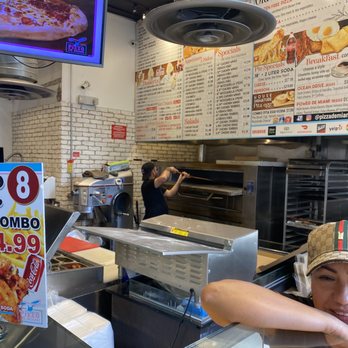 Pizza De Miami - Rude -he shouldn't be working with the public. As a local he offended and embarrassed me in front of my visiting family by being so abusive - Pizza Near Me - Miami Beach, Florida Pizza De Miami - Rude -he shouldn't be working with the public. As a local he offended and embarrassed me in front of my visiting family by being so abusive - Pizza Near Me - Miami Beach, Florida