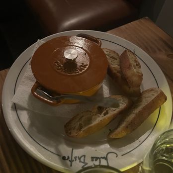 Jules Bistro - Escargot and baguette - French Near Me - Toronto, Ontario