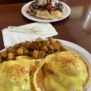 Eggs 'n Things - Waikiki Beach Eggspress - Crab Cake Benedict. Fresh Strawberry Nutella Mochi Waffle w/ Whipped Cream And Chocolate Sauce - Breakfast & Brunch Near Me - Honolulu, Hawaii Eggs 'n Things - Waikiki Beach Eggspress - Crab Cake Benedict. Fresh Strawberry Nutella Mochi Waffle w/ Whipped Cream And Chocolate Sauce - Breakfast & Brunch Near Me - Honolulu, Hawaii