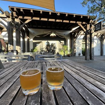 Edmund's Original - Brewpubs Near Me - Charleston, South Carolina