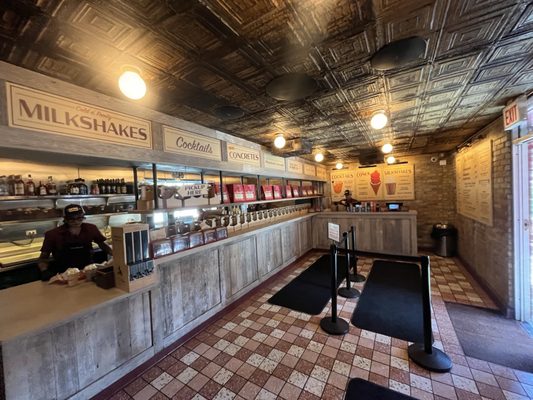 Small Cheval- Wicker Park by null