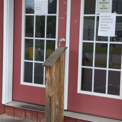 Redman's Chicken n' Ribs - Says they're open but the door is locked. Nobody seems to be here