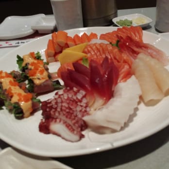 Kiku - sashimi platter - Japanese Near Me - Markham, Ontario Kiku - sashimi platter - Japanese Near Me - Markham, Ontario