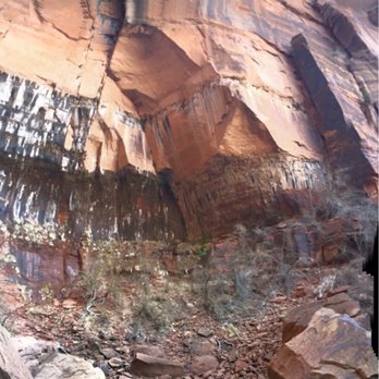 Emerald Pools - Upper pool - Hiking Near Me - Zion National Park, Utah Emerald Pools - Upper pool - Hiking Near Me - Zion National Park, Utah