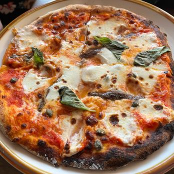 El Tanque Trattoria Bar - Pizza Near Me - New York, New York El Tanque Trattoria Bar - Pizza Near Me - New York, New York