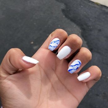 Four Seasons - Nail Salons Near Me - Tracy, California