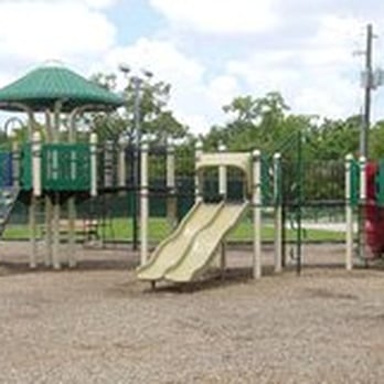 Colonial Park - Playgrounds Near Me - Houston, Texas Colonial Park - Playgrounds Near Me - Houston, Texas