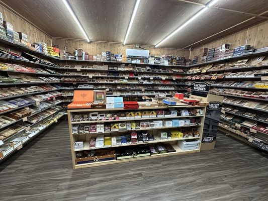Carytown Tobacco, 4001 West Broad St, Richmond, VA 23230, US